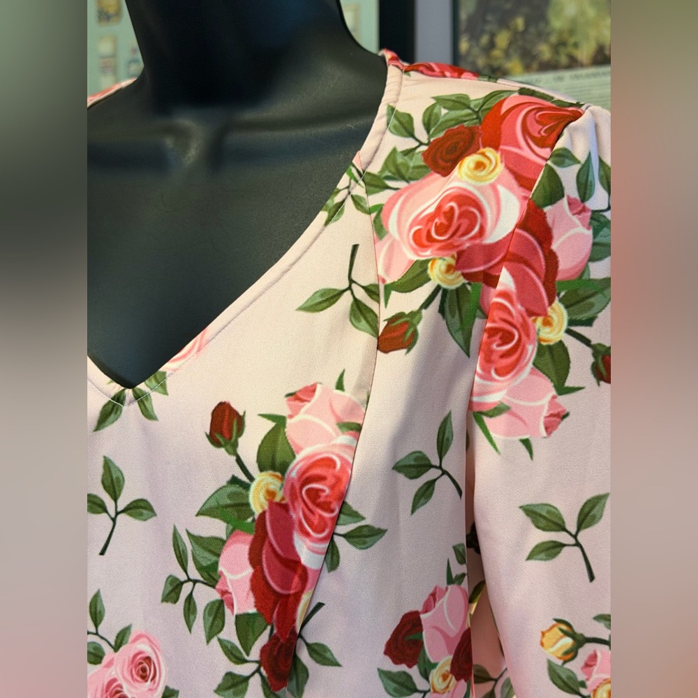 Vintage Rose Pencil Dress Pale Pink floral New - Picture 3 of 11